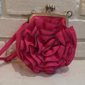 Elegant Pink Floral Clutch